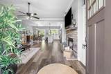 548 Dixie Ln - Photo 3