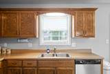 556 Oakmont Dr - Photo 13