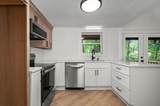 304 Sunrise Cir - Photo 7