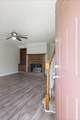 2556 Oak Hill Dr - Photo 3