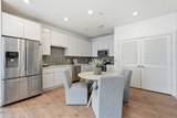 1402 Pillow St - Photo 11