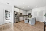 1402 Pillow St - Photo 7