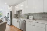 1402 Pillow St - Photo 9