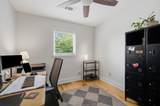 904 Ireland St - Photo 12