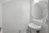 904 Ireland St - Photo 13
