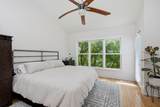 904 Ireland St - Photo 14