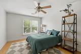904 Ireland St - Photo 18