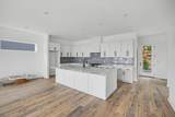 1576 Boxwood Dr - Photo 13