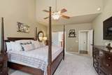 210 Stillcreek Dr - Photo 33