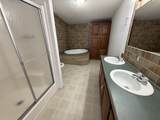 935 Pointe Ln - Photo 15