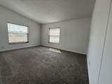 935 Pointe Ln - Photo 18