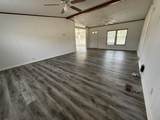 935 Pointe Ln - Photo 7
