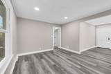 335 Hampshire Dr - Photo 8