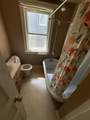 210 N Oak St - Photo 4