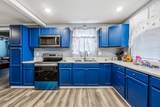 121 Walker St - Photo 14