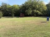 150 Spring Valley Dr - Photo 2