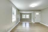 404 Green Acres Dr - Photo 5