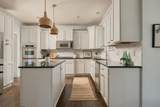 2500C W Linden Ave - Photo 19