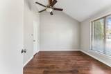 320 Raindrop Ln - Photo 17