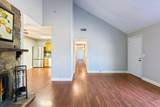 320 Raindrop Ln - Photo 7