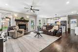 1359 Round Hill Ln - Photo 2
