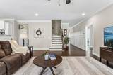 1359 Round Hill Ln - Photo 9