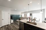 1143 Duncan St - Photo 16