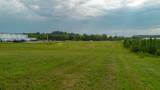 1033 Veterans Dr - Photo 10