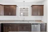 77 Woodland Springs - Photo 12