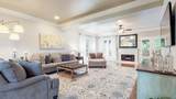 609 Hampden Ct - Photo 3