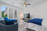 1041 E Trinity Ln - Photo 15