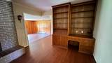 1002 Whitehall Dr - Photo 3