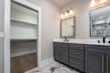 428 E Trinity Ln - Photo 29