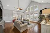 3002 Ivey Point Rd - Photo 15