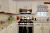 194 Lakeshore Cir - Photo 10