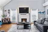 7029 Bridgeport Dr - Photo 6