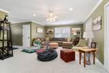 1371 Derby Ln - Photo 18