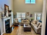 1371 Derby Ln - Photo 5