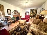 511 W 16th St - Photo 5