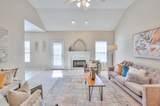 2237 Golden Oak Pl - Photo 6