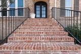 566 Midway Cir - Photo 3