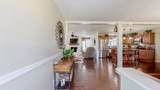 1049 Fontaine Dr - Photo 5