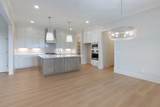 799 Saint Clair Ave - Photo 21