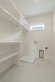2112 E Hill Dr - Photo 21