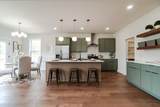 2112 E Hill Dr - Photo 6