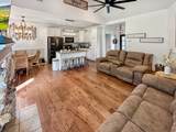 1044 Luton Way - Photo 6