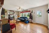 319 Hogan Rd - Photo 3