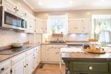 1130 Woodridge Place - Photo 16