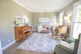 1130 Woodridge Place - Photo 7