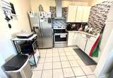 613 Hillsboro Rd - Photo 4